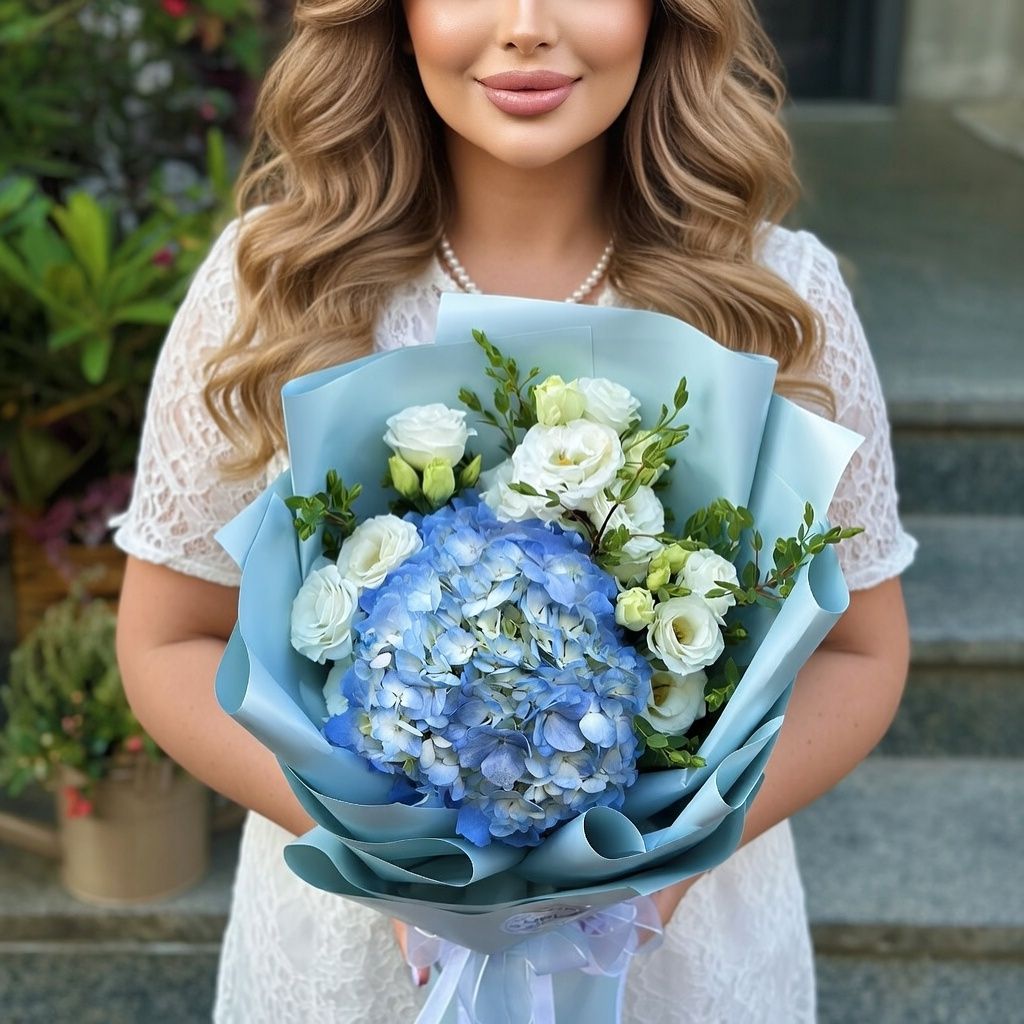 hydrangea, eustoma (3 pcs.), eucalyptus, packaging, ribbon