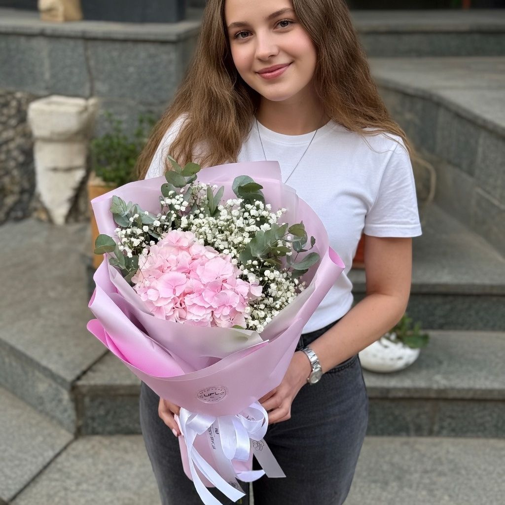 pink hydrangea, gypsophila (3 pcs.), eucalyptus, packaging, ribbon