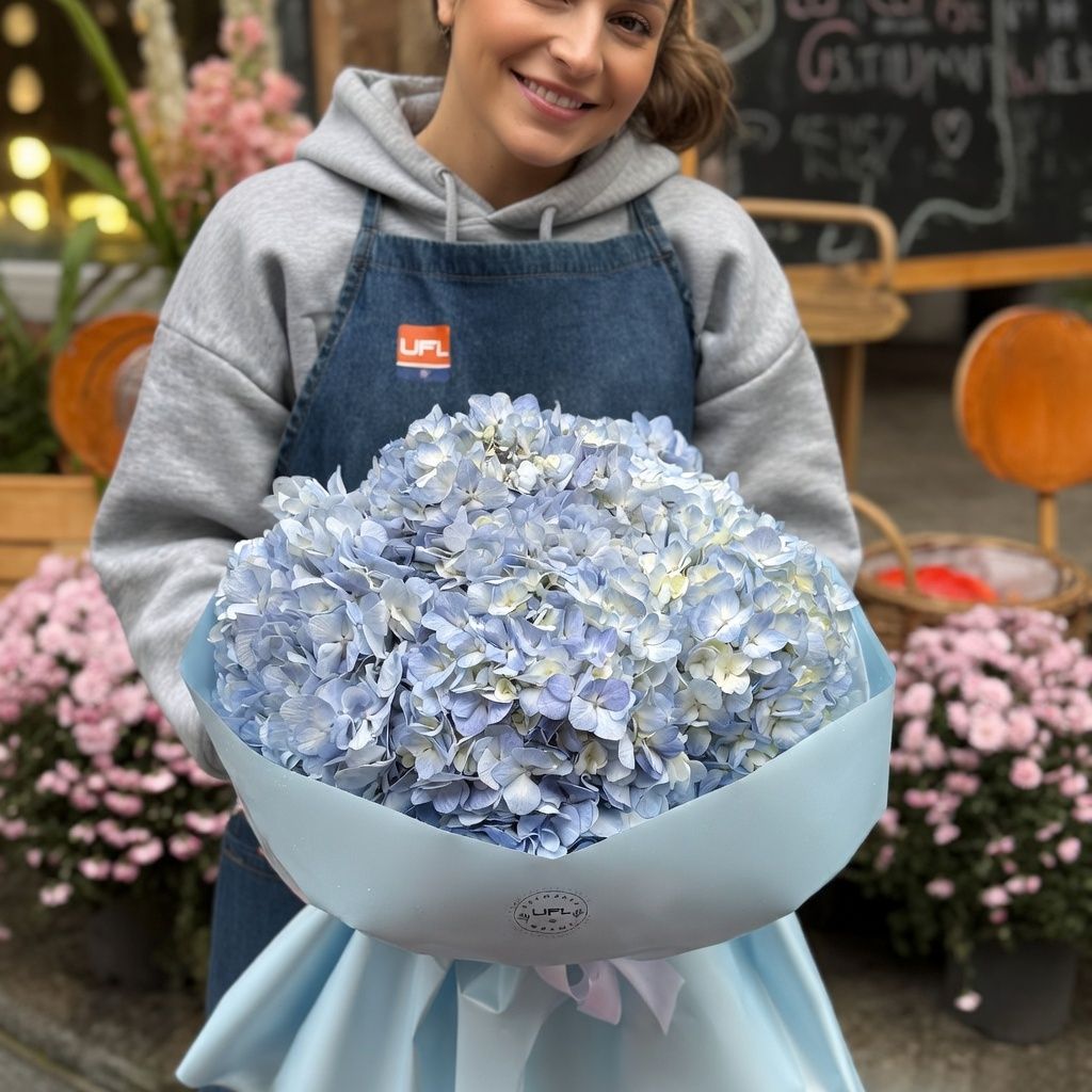 Bouquet Bouquet of blue hydrangeas 7pcs