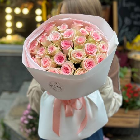 Bouquet 25 pink roses Kenia