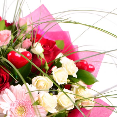 Order the bouquet in our online shop. Delivery!