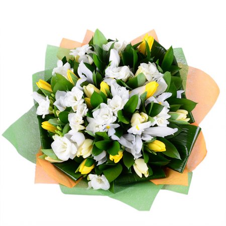 Bouquet First flowers