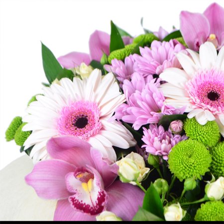 Order the bouquet in our online shop. Delivery!