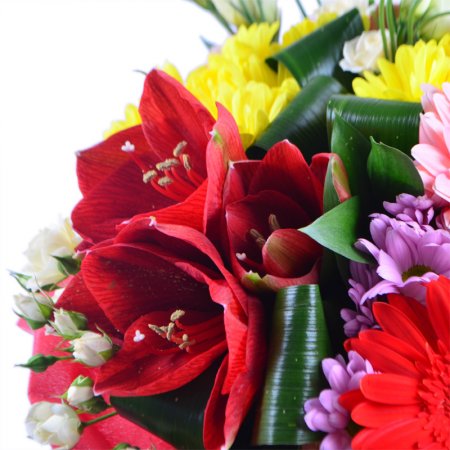 Order the bouquet in our online shop. Delivery!