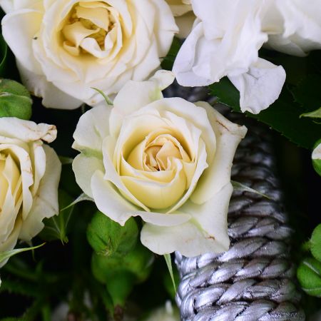 Bouquet for bride - buy now wit fast worldwide delivery