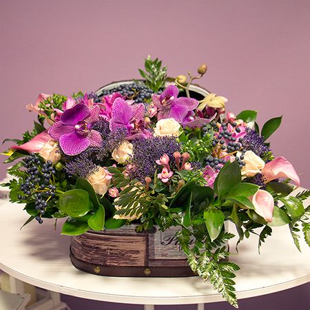 Order the bouquet  in our online shop. Delivery!