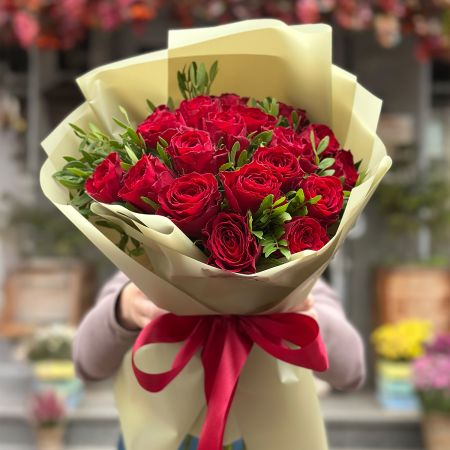 rose (19 pcs.), ruscus, packaging, ribbon