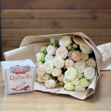 Bouquet Spray roses + Raffaello