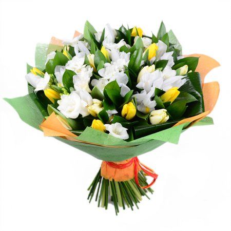 Bouquet First flowers